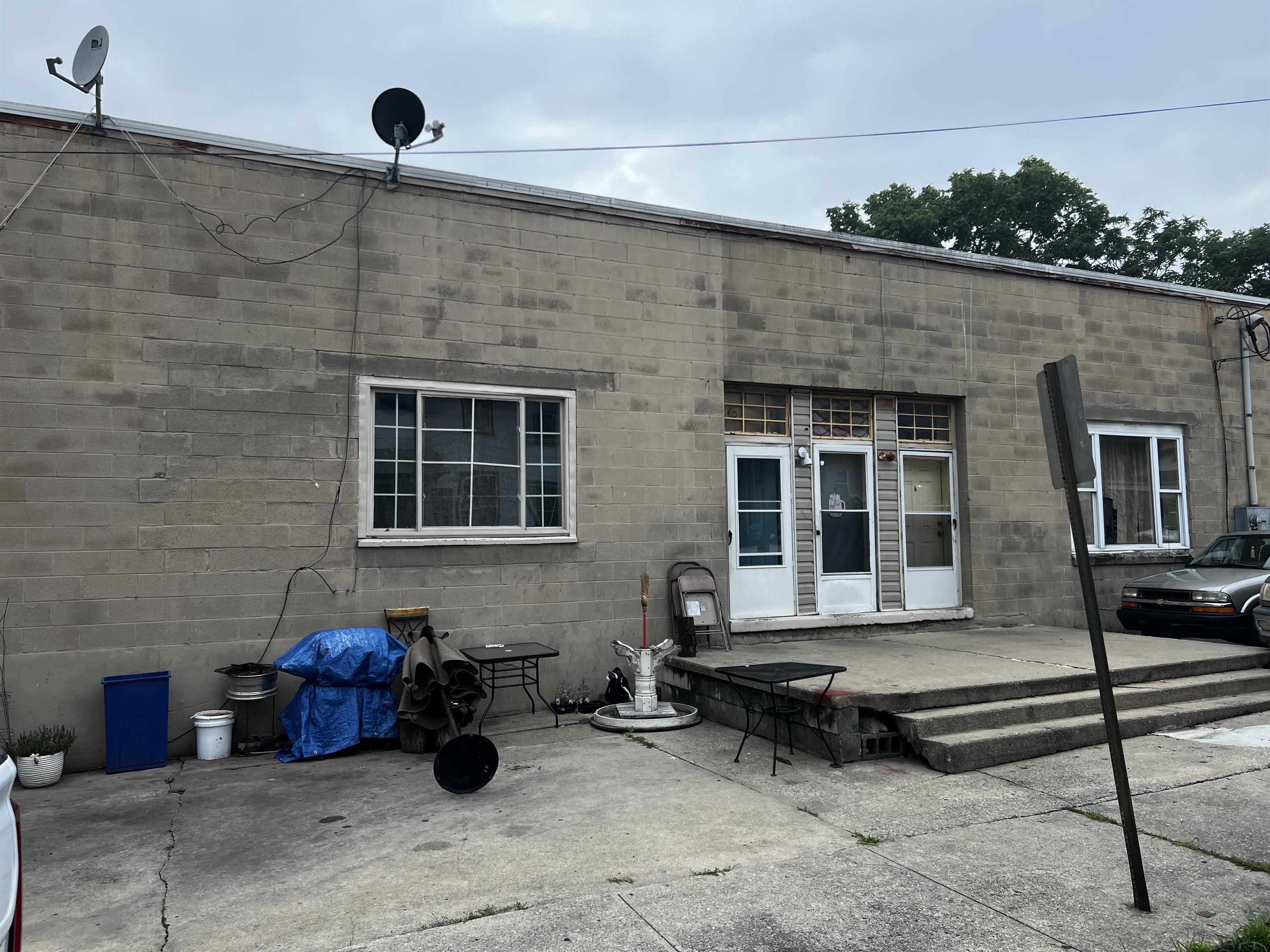 311 North Maple Avenue - 8