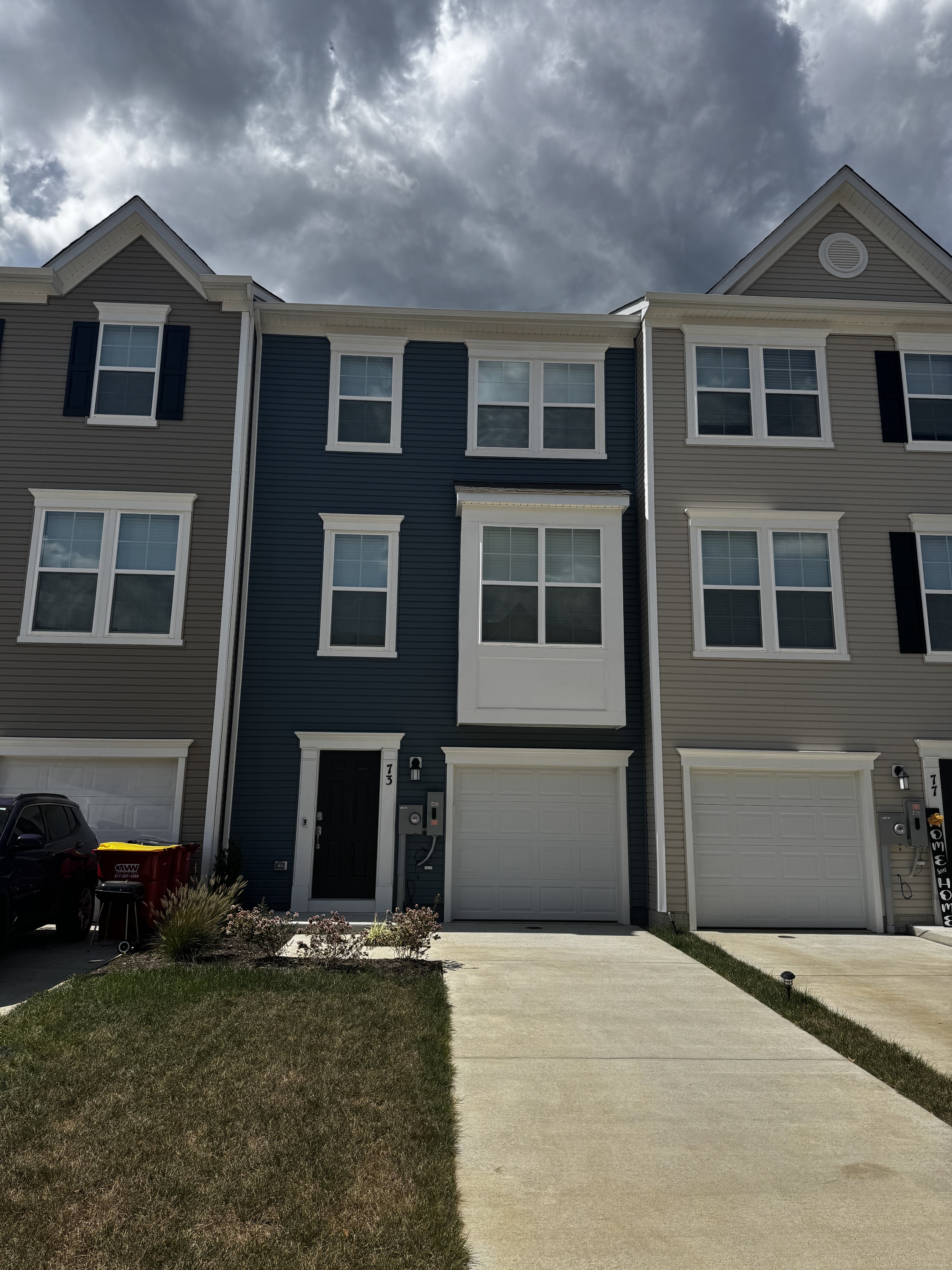 73 Gray Silver Road